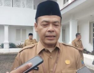Ruhli Solehudin. S. Ah,. Kepala Dinas Pendidikan Pemuda dan Olahraga 