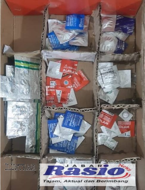 9A46DA7F 1FD2 4EC2 8B03 A1396D0B843D